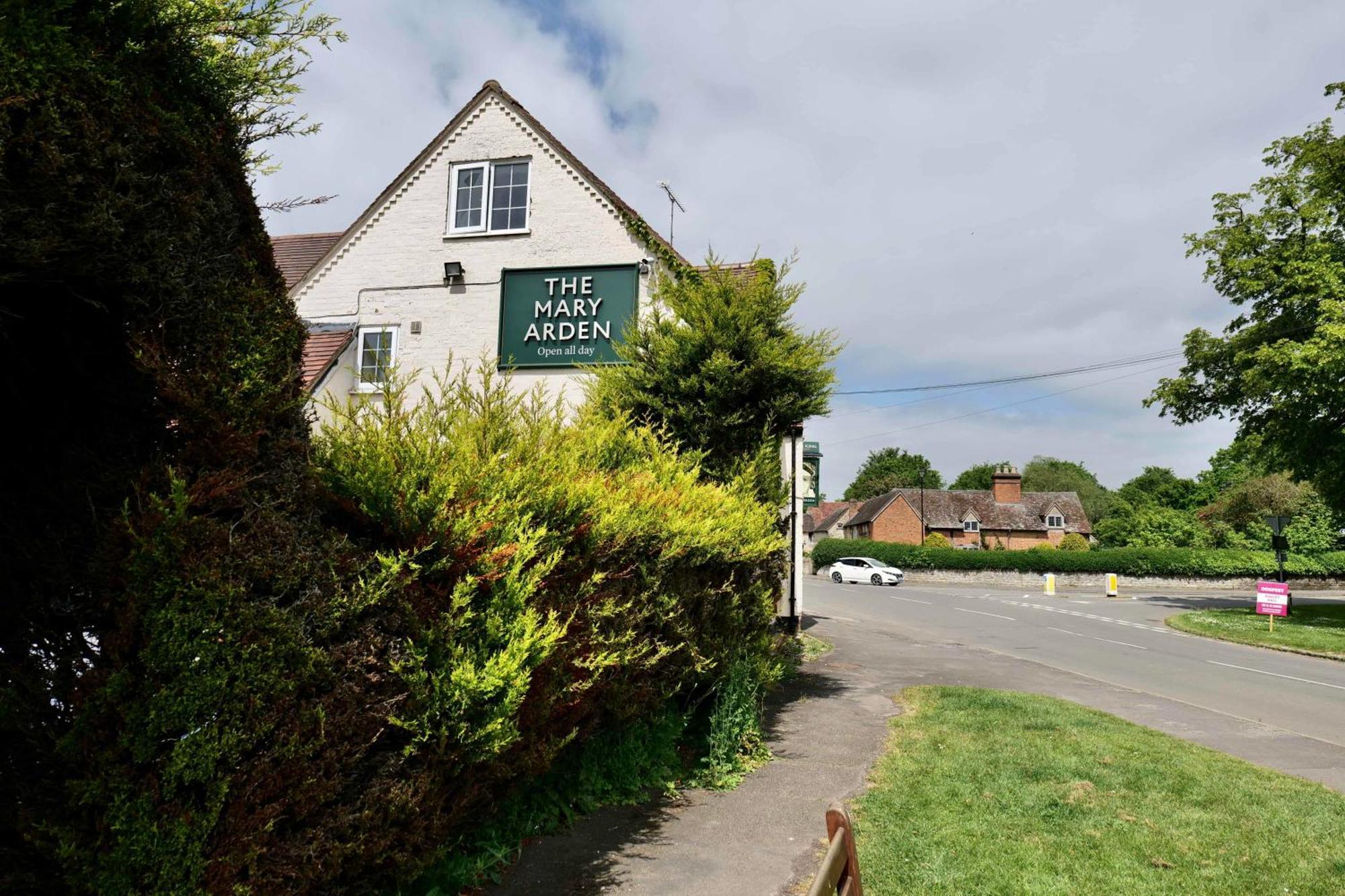 The Mary Arden Inn Stratford-upon-Avon Exterior foto